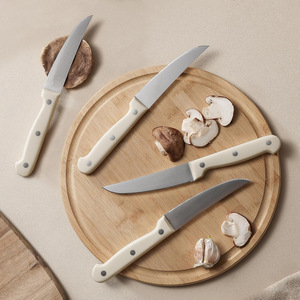 Ensemble de couteaux de cuisine HORECA professionnel 14 pièces en acier inoxydable avec manche blanc crème et bloc à couteaux en bois – Couteaux à steak inclus - Product Image 5