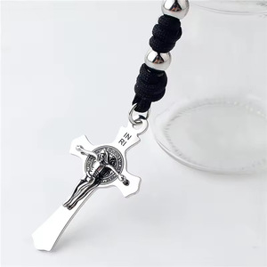 <span class=keywords><strong>Rosario</strong></span> <span class=keywords><strong>da</strong></span> <span class=keywords><strong>uomo</strong></span> con perline <span class=keywords><strong>in</strong></span> acciaio inossidabile argentato <span class=keywords><strong>da</strong></span> 8 mm, cordino paracord, centro con Vergine Maria e crocifisso di San Benedetto - Product Image 5