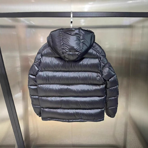 Cappotto <span class=keywords><strong>Trench</strong></span> di Alta Qualità per <span class=keywords><strong>Uomo</strong></span> e Donna con Cappuccio, Ampio e Imbottito per Tenere al Caldo, Lunghezza Regolare - Product Image 3