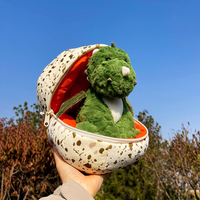 Vente en gros Ensemble de jouets en peluche Œuf de dinosaure debout mignon Remplissage en coton doux unisexe en PP, peluche longue et super douce Cadeau d'anniversaire pour enfants