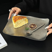 Vintage geborsteld roestvrijstalen golvende rechthoekige serveerschaal onregelmatige artistieke schaal voor keuken restaurant café fruit dessert