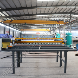 Machine à souder de qualité supérieure <span class=keywords><strong>pour</strong></span> treillis métallique de 3 m, certifiée CE, <span class=keywords><strong>pour</strong></span> treillis métallique anti-fissures en <span class=keywords><strong>béton</strong></span>, prix - Product Image 2