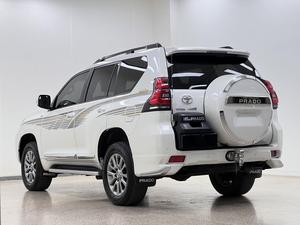 Toyota Prado 3.5L TX-L 2019 de <span class=keywords><strong>Segunda</strong></span> <span class=keywords><strong>Mano</strong></span> en Venta, SUV Usado con Volante a la Izquierda, Automático, Todoterreno, 280hp, 7 Plazas, Excelente Estado - Product Image 6