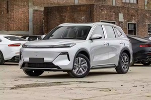 Geely Galaxy Starship 7 EM-i 2025 120km Navigation Edition Voiture hybride d'occasion pas chère Charge rapide Voitures d'occasion - Product Image 2