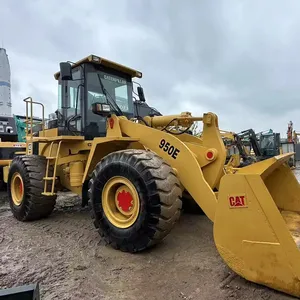 Carregadeira de rodas dianteiras Caterpillar CAT 950E em bom estado, fabricado no Japão, em promoção