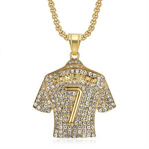 Nuevo Hip-Hop Acero inoxidable Chapado en oro Diamante tachonado Cristiano <span class=keywords><strong>Ronaldo</strong></span> No.7 Jersey Colgante Collar Símbolo - Product Image 1