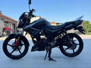 Motocicletta Stradale a Benzina <span class=keywords><strong>Yamaha</strong></span> FZ150 <span class=keywords><strong>150cc</strong></span> Potente, con Capacità di Carico e Velocità Massima >80km/h per Tutte le Condizioni Stradali - Product Image 5