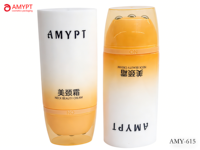 Crème de soin du cou à triple bille massante 150 ml en tube plastique