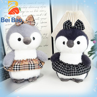 Peluche Mignonne Personnage d'Anime Pingouin Animaux Jouet en Peluche Décoration de Chambre d'Enfant Cadeau pour les Fans de Collection