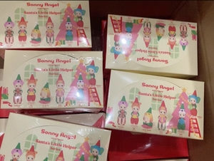 Authentique Sonny Angels Santa's Little Helper Series ATBC-PVC Ensemble complet en boîte, boîte mystère, 6 boîtes pour collectionneurs, vente en gros - Product Image 3