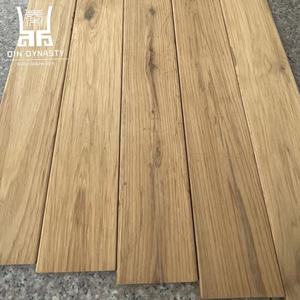 Großhandel Hochwertiger Umweltfreundlicher Eichenholzboden Wärmebehandeltes Hartholz Dunkle und Helle Eiche für Hotelnutzung - Product Image 3