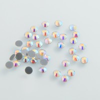 Strass thermocollants bordeaux de qualité supérieure, cristaux de verre taillés à la machine avec colle forte pour la décoration de robes de bal et de robes de soirée DIY
