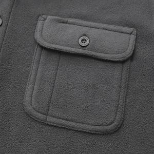 <span class=keywords><strong>Camicia</strong></span> da uomo d'affari antirughe <span class=keywords><strong>giacca</strong></span> con tasche sul petto in pile di colore solido <span class=keywords><strong>camicia</strong></span> di flanella grigio scuro - Product Image 4