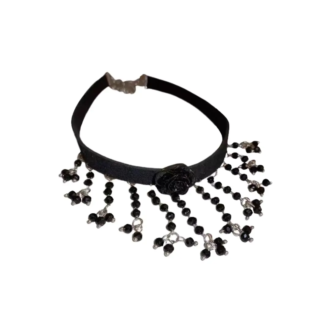 Perhiasan kalung choker wanita renda kain hitam buatan tangan murni
