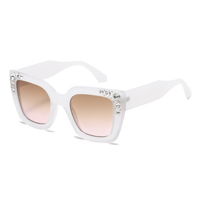 Nuevas <span class=keywords><strong>Gafas</strong></span> <span class=keywords><strong>de</strong></span> <span class=keywords><strong>Sol</strong></span> Modernas con Diseño <span class=keywords><strong>de</strong></span> Ojo <span class=keywords><strong>de</strong></span> Gato para Mujer, Protección UV400, Montura Grande, <span class=keywords><strong>Gafas</strong></span> <span class=keywords><strong>de</strong></span> <span class=keywords><strong>Sol</strong></span> <span class=keywords><strong>de</strong></span> Lujo para Mujer y <span class=keywords><strong>Hombre</strong></span> - Product Image 5