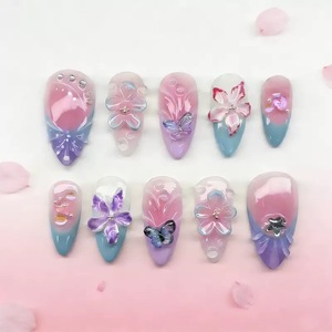 2026 Gran Venta Moda Europea y Americana <span class=keywords><strong>Uñas</strong></span> Postizas Almendra Francesa <span class=keywords><strong>con</strong></span> <span class=keywords><strong>Flores</strong></span> 3D Coloridas Hechas a Mano - Product Image 5