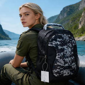 กระเป๋าเป้สะพายห<span class=keywords><strong>ลั</strong></span>งกันน้ำลายพรางดิจิตอล 300D Oxford พร้อมแถบสะท้อนแสง ช่องใส่ถุงน้ำ และช่องเสียบหูฟัง สำหรับการเดินป่าและตั้งแคมป์กลางแจ้ง - Product Image 2