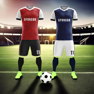 Vente en gros de kit de football personnalisable Uniformes de football unisexes respirants pour adultes et jeunes Service d'entraînement imprimé par sublimation OEM - Product Image 1