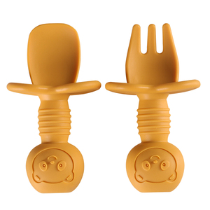 Ensemble cuillère et fourchette en silicone pour bébé, sans BPA, qualité alimentaire, avec bavoir et bol, kit de couverts pour tout-petits, vaisselle pour repas d'enfants, coffret cadeau - Product Image 1