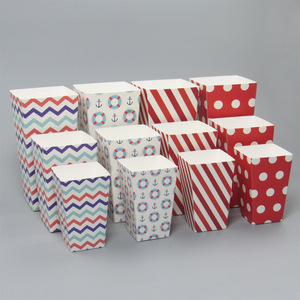 Caja de palomitas de papel cuadrada con logotipo personalizado de fábrica Películas Circos Estadio Estilo colorido y divertido Cajas de palomitas de cartón a rayas - Product Image 4