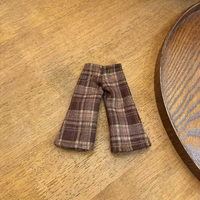 Nouveaux produits 2026 : Pantalons pour poupées KT, Porte-clés en peluche KT, Vêtements pour poupées, Moins d'un dollar, Pantalons pour poupées de maison de poupée KT T10