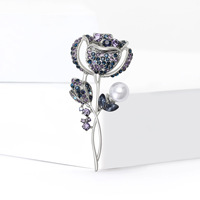 Nouvelle Arrivée Broche Fleur Délicate en Strass Tendance Luxe Haute Qualité Accessoire de Vêtement Bijoux Vente en Gros