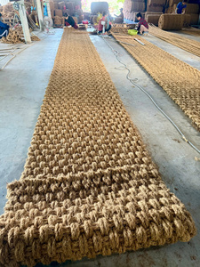 Rouleau de tapis en fibre de coco naturelle brun doré, 10m, 65kg, matériau robuste et écologique pour allées de jardin et pavage de chemins - Product Image 6