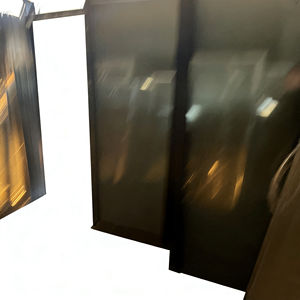 Porte en verre mince anti-buée avec panneau transparent pour réfrigérateurs commerciaux, dotée d'un mécanisme de glissement fluide - Product Image 4