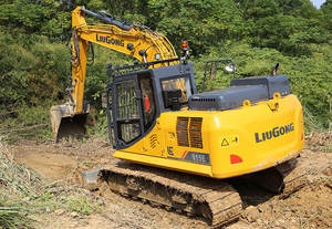 Excavadora de cadenas de alto rendimiento de 15 toneladas 915E con motor Cummins, excavadora compacta de radio reducido para construcción urbana y mantenimiento de carreteras - Product Image 2