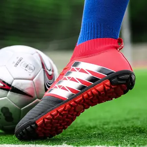 2022 حار بيع أحذية كرة القدم كسر مسمار أحذية تدريب الكبار الرجال والنساء المنافسة أحذية تدريب