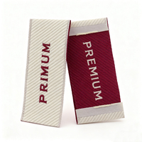 Étiquettes de col personnalisées auto-adhésives écologiques pour vêtements, étiquettes tissées de luxe avec design à pli d'extrémité pour le branding des cols de T-shirts