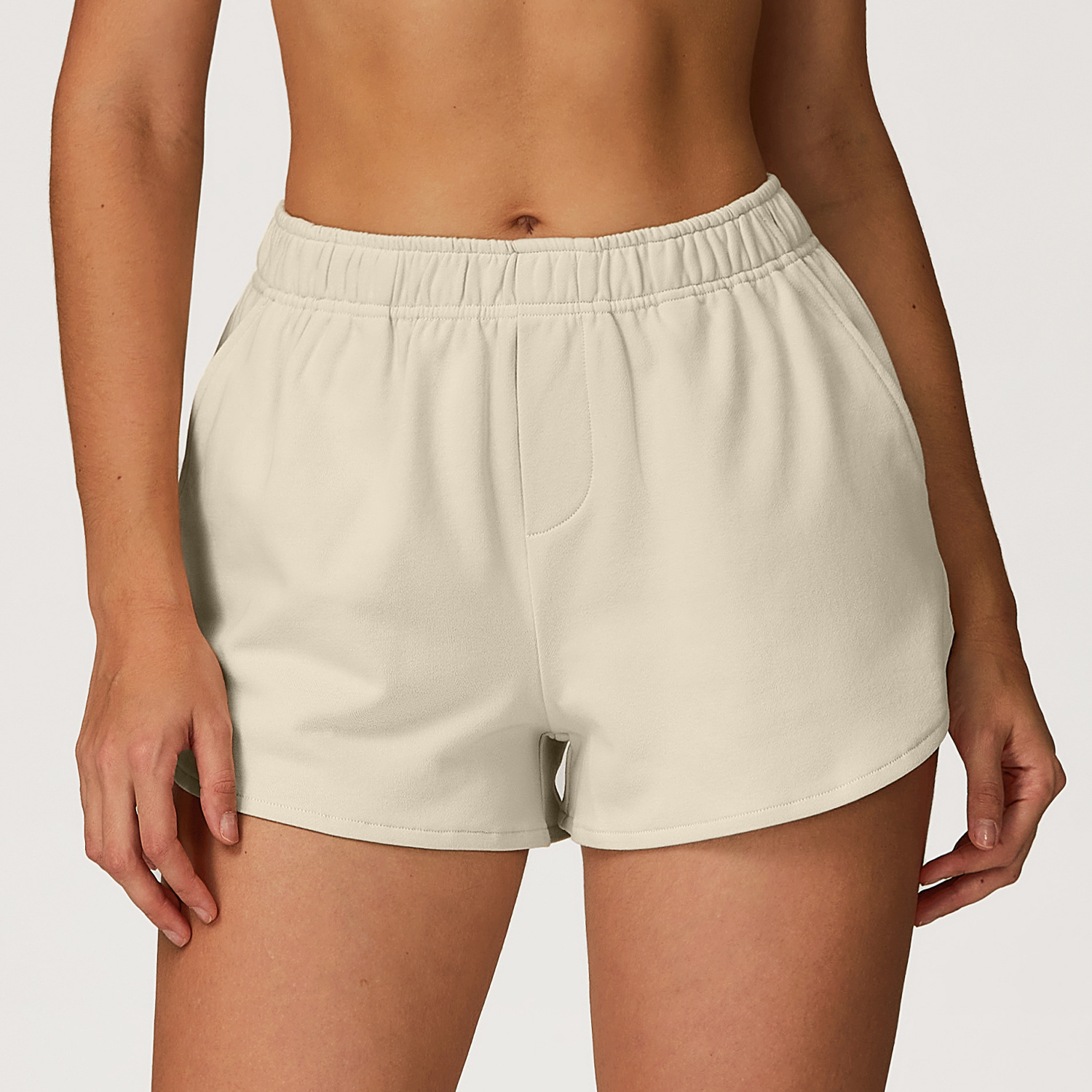 Short beige