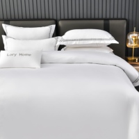 Parure de lit en coton blanc uni avec bord brodé, qualité hôtelière 5 étoiles, pour hôtels et gîtes, vente en gros