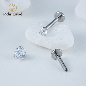 ไทเทเนียม ASTM F136 ขนาด 2.5/3/4 มม. พร้อมเพชร CZ แบบ Labret Stud ขนาด 16G สำหรับเจาะหู Tragus, Helix, Cartilage, Conch, Flatback, Earlobe และเครื่องประดับร่างกาย - Product Image 5