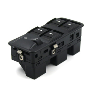 สวิตช์กระจกไฟฟ้าแลนด์โรเวอร์ YUD501570PVJ สวิตช์ไฟฟ้าอัตโนมัติสำหรับเปลี่ยนซ่อม - Product Image 5