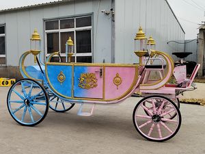 Carruaje Real Clásico de Lujo para Paseos Turísticos en Color Blanco/Auto Eléctrico de Boda Único y Personalizado/Auto Eléctrico Clásico Elegante y Real - Product Image 4