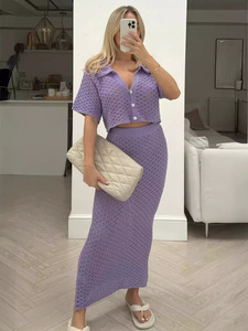 Conjunto de Top Corto de <span class=keywords><strong>Manga</strong></span> Media Tejido y Falda Lápiz Ajustada de Color Liso, Estilo Sexy y de Club <span class=keywords><strong>para</strong></span> Mujer Europea y Americana - Product Image 2