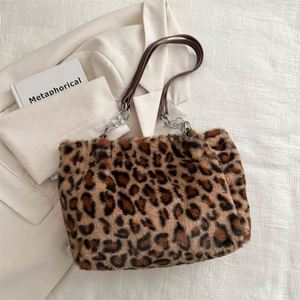 Wholesale Leopard Print Tote Women's Autumn Designer Casual Shoulder Shopping <b>Bag</b> Large Capacity Handbag - Product Image 6