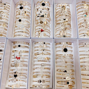 Vendita calda alla moda braccialetto di moda placcato oro elegante retrò semplice braccialetto per le donne gioielli geometrici braccialetto all'ingrosso - Product Image 4