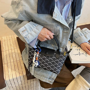 Sac fourre-tout décontracté géométrique en PU avec fermeture éclair, style coréen, nouvelle collection automne-hiver pour femme, haute qualité, tendance.66156 - Product Image 3