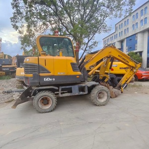 Mini-excavatrice Hyundai 60W-9 d'occasion, originale, coréenne, 6 tonnes, avec moteur, PLC et boîte de vitesses, en vente - Product Image 2