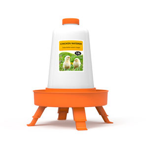 1L 1.5L con gambe animali mangiatoia automatica per pollo <span class=keywords><strong>abbeveratoio</strong></span> per pollame <span class=keywords><strong>abbeveratoio</strong></span> <span class=keywords><strong>in</strong></span> <span class=keywords><strong>plastica</strong></span> per allevamento di polli - Product Image 3