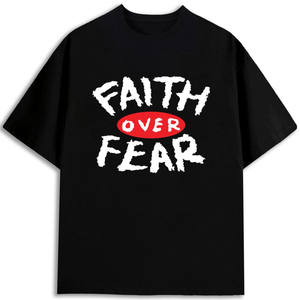 T-shirt Faith Over Fear pour homme, 100% coton, coupe classique, manches courtes, col rond, imprimé sur jersey - Product Image 1