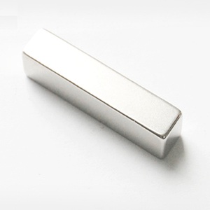 Grand aimant puissant 20X20mm carrés magnétiques Aimants à disque super puissants Bloc magnétique néodyme à vendre - Product Image 2