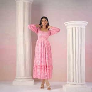 Robe longue en coton à carreaux roses avec manches longues, col carré, coupe décontractée, style décontracté d'été avec volants - Product Image 1