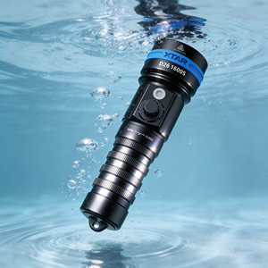 Senter Selam Xtar Original D26 1600S Lumens, Daya Baterai Isi Ulang, Tahan Lama, untuk Menyelam di Gua dan Aktivitas Bawah Air - Product Image 3