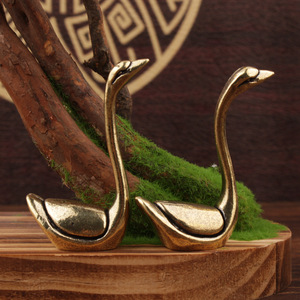 Ornement Cygne en Laiton 2 Pièces Décoration de Bureau Maison Mariage Style Traditionnel - Product Image 1