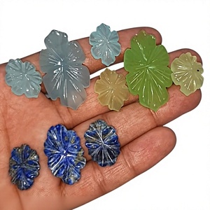 Assortiment de cabochons en pierre naturelle sculptée taille Asscher, certifiés IGI, pour la fabrication de bijoux en gros - Product Image 1