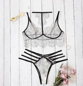 Ensemble de lingerie sexy en dentelle florale pour femmes, soutien-gorge et culotte - Product Image 1