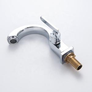 Robinet de lavabo de salle de bain d'hôtel en alliage de zinc, à poignée unique, couleur chrome, vente directe d'usine, prix bas - Product Image 2